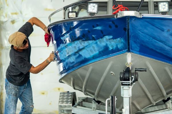 Hoe verf je een boot ?